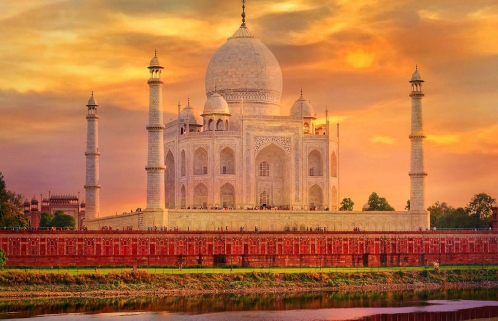 Luxury Tour To India